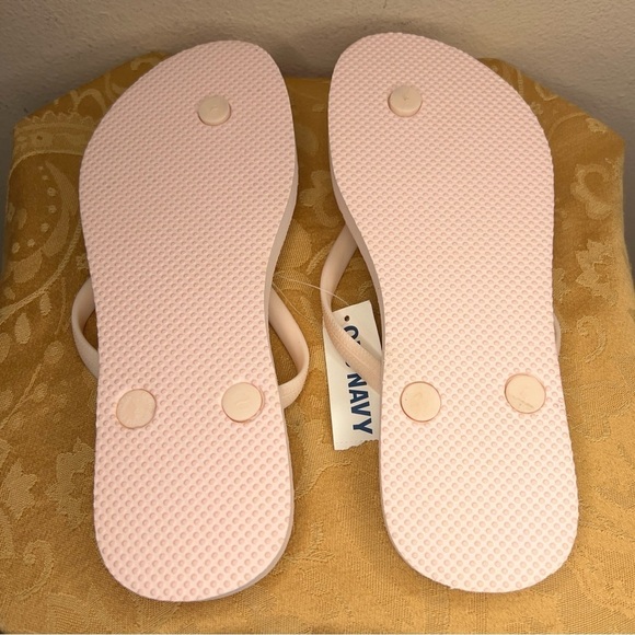 NEW OLD NAVY SIZE 7 PASTEL PINK FLIP FLOPS TRAVEL DORM LIGHTWEIGHT - Picture 6 of 6